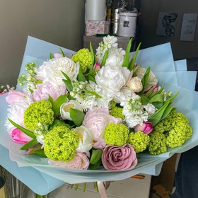Summer mix with peonies